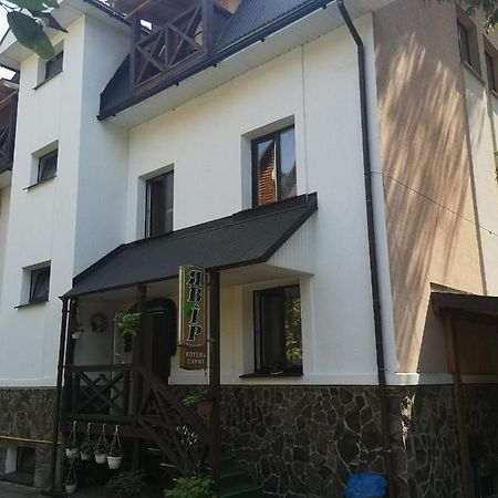 Hotel Yavir Jaremče Esterno foto