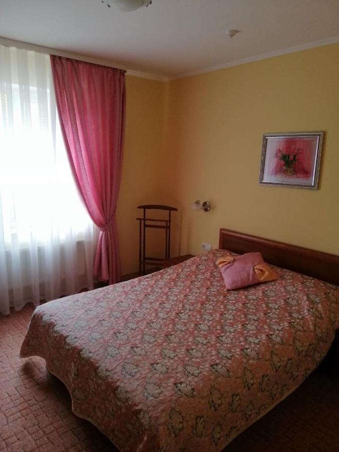 Hotel Yavir Jaremče Esterno foto